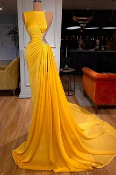 Žltá Sexy Prom Šaty Strana Formálne Oblečenie Šaty Dlhé Sweep Vlak Bez Rukávov Backless Špeciálny Dizajn Zákazku Vestidos De Gala